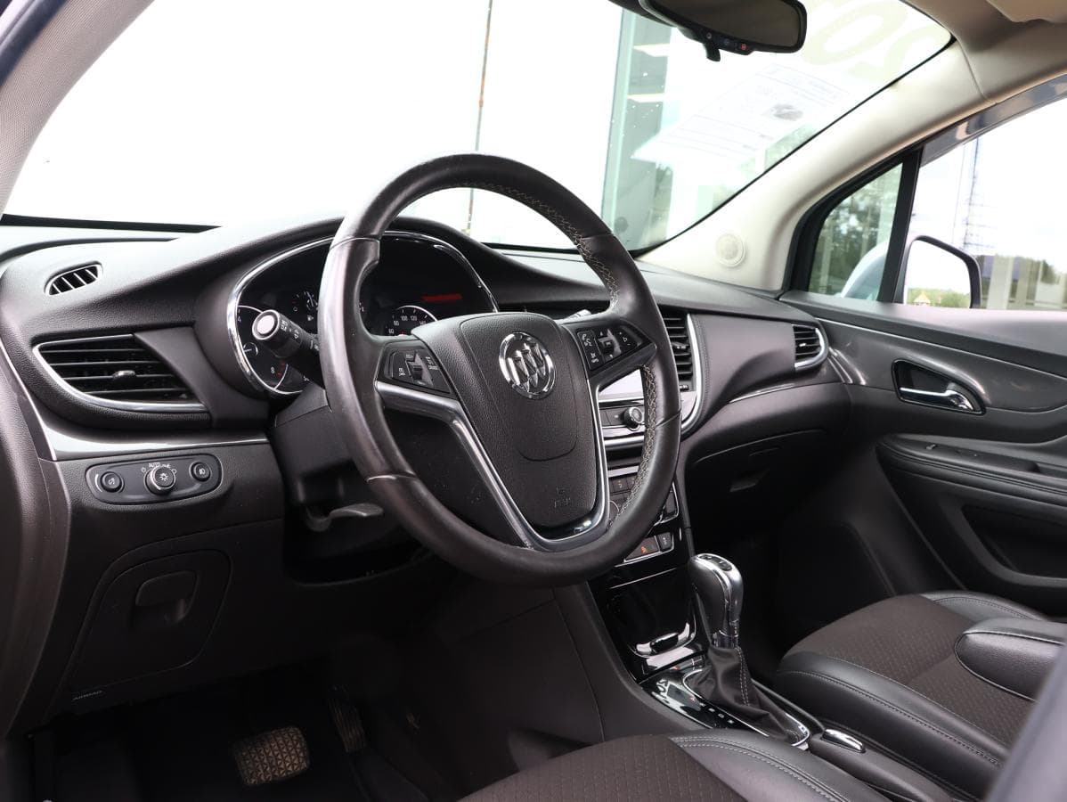 Buick Encore 2017 — photo 13