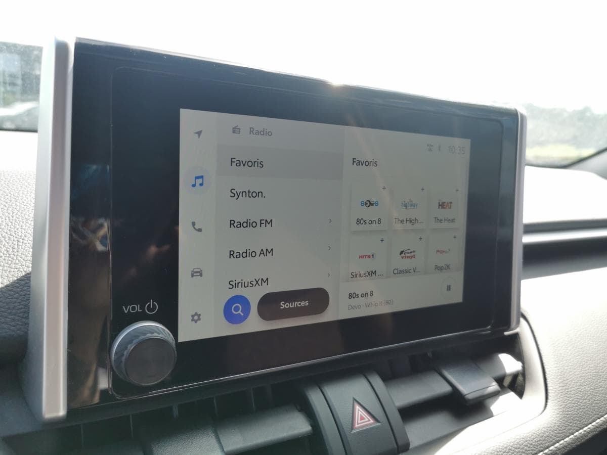 Toyota RAV4 2024 — photo 13