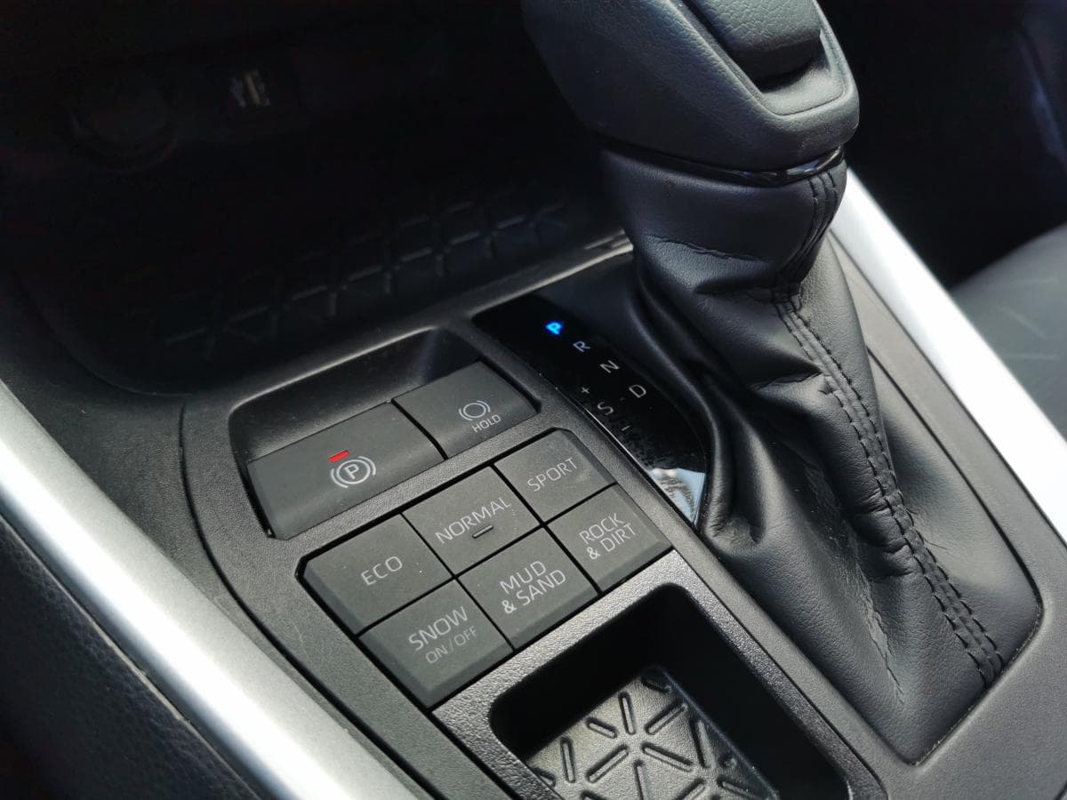 Toyota RAV4 2024 — photo 17