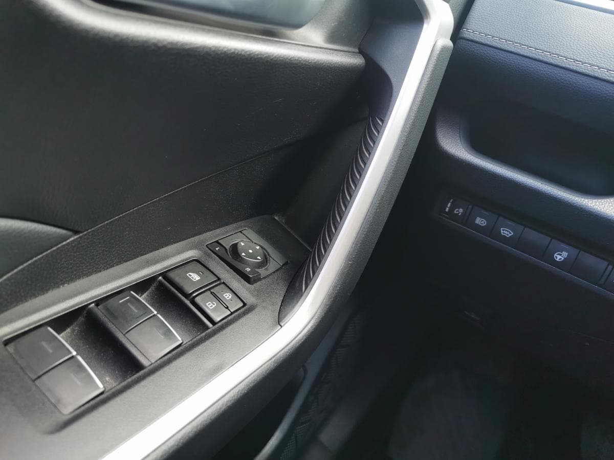Toyota RAV4 2024 — photo 7