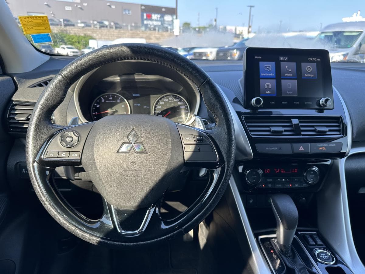 Mitsubishi Eclipse Cross 2023 — photo 12