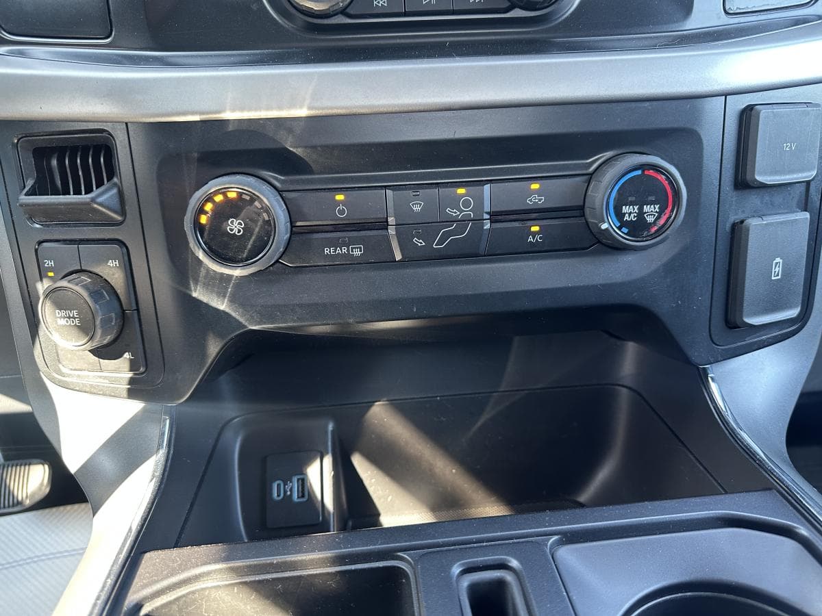 Ford F-150 2022 — photo 17