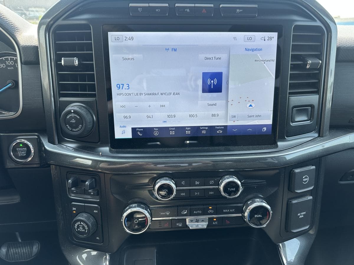 Ford F-150 Hybrid 2022 — photo 15