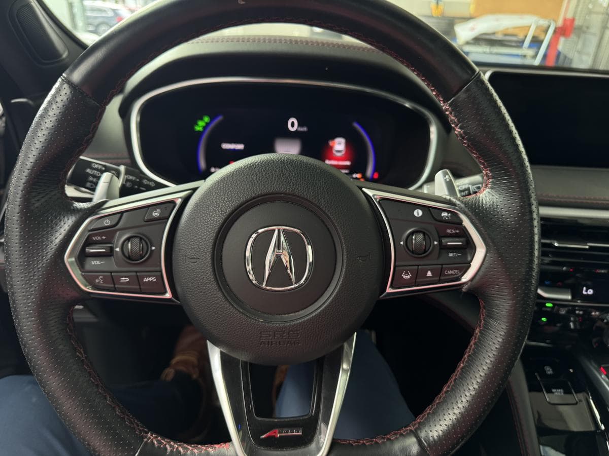 Acura MDX 2023 — photo 20