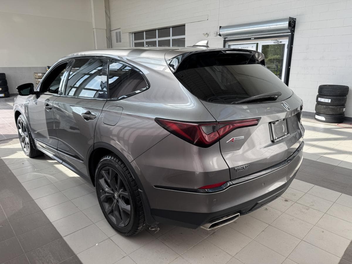 Acura MDX 2023 — photo 3