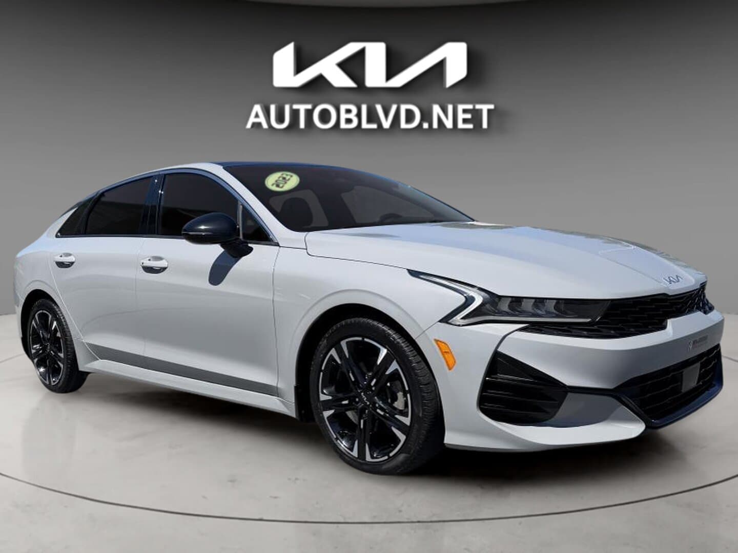 Kia K5 2023 — photo 4