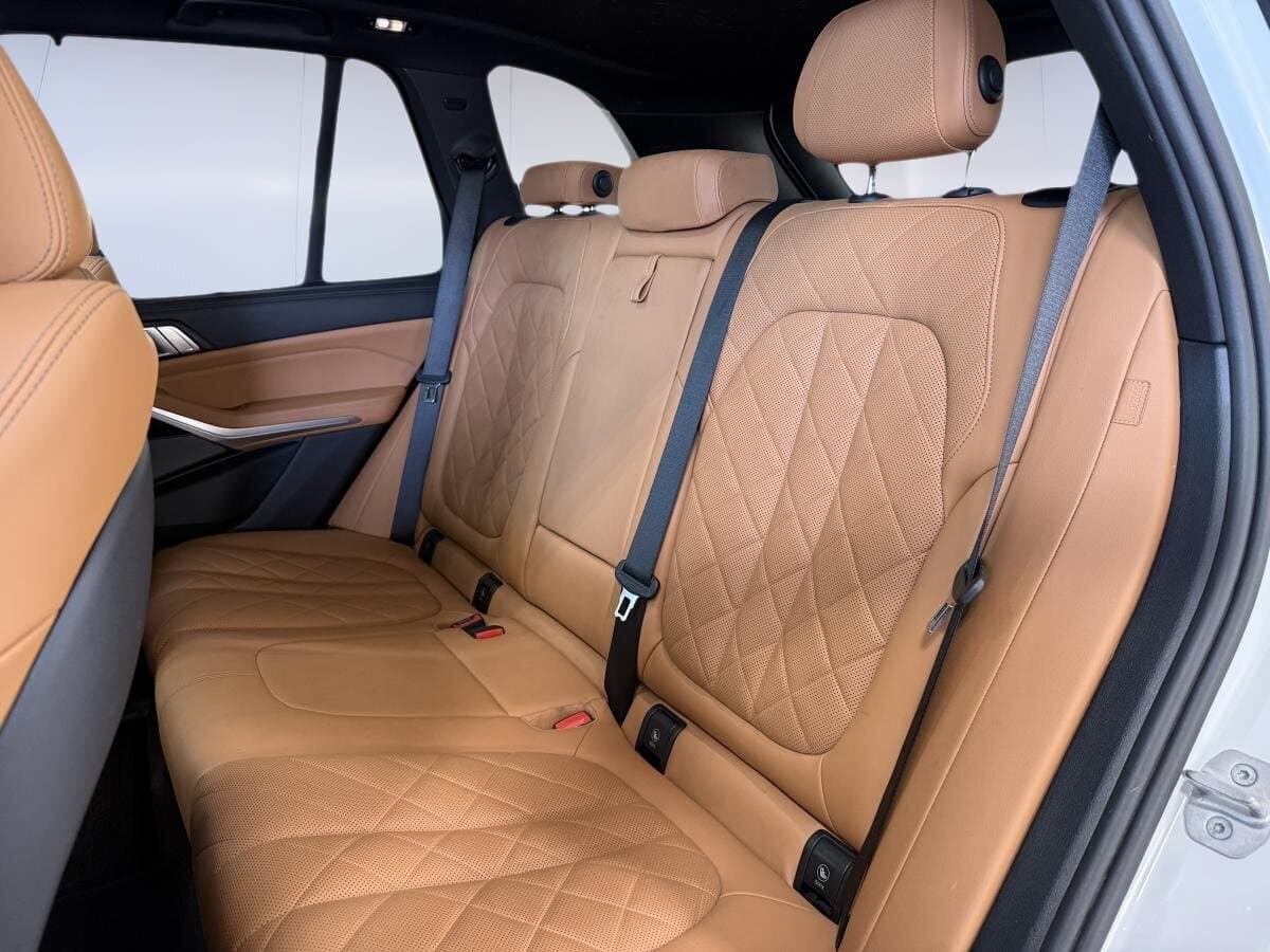 BMW X5 2024 — photo 9