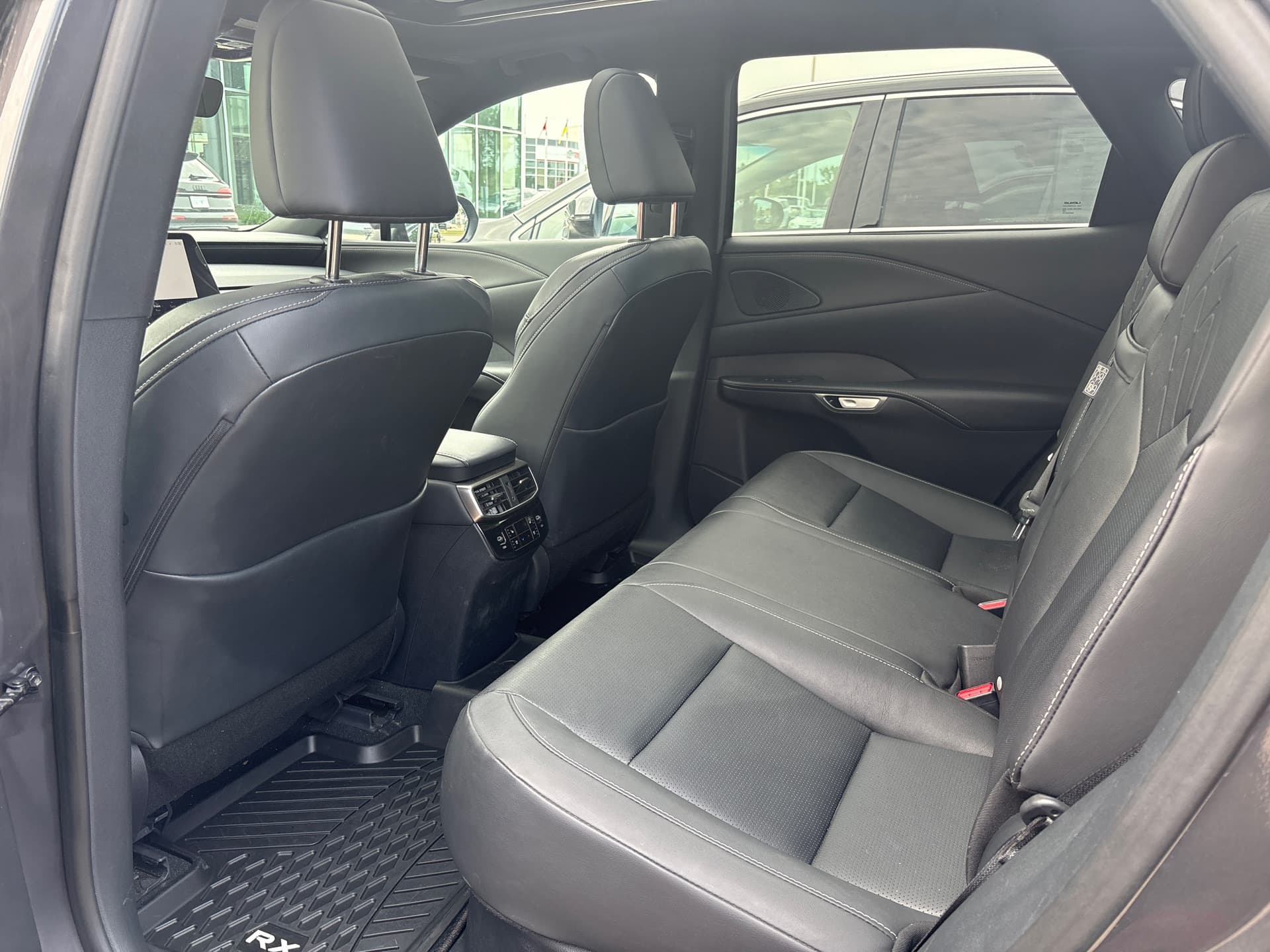Lexus RX 350 Luxury 2024 — photo 7