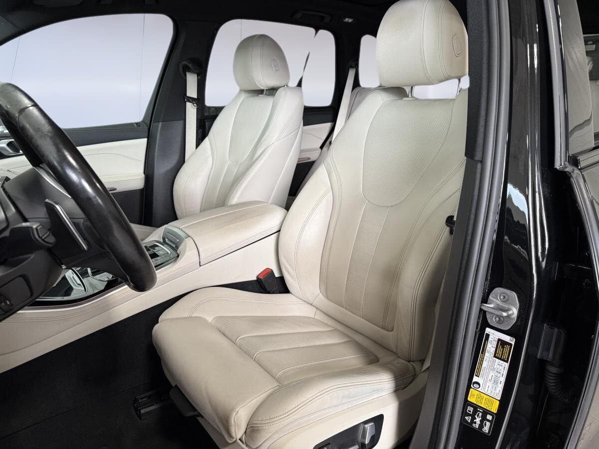 BMW X5 2022 — photo 7