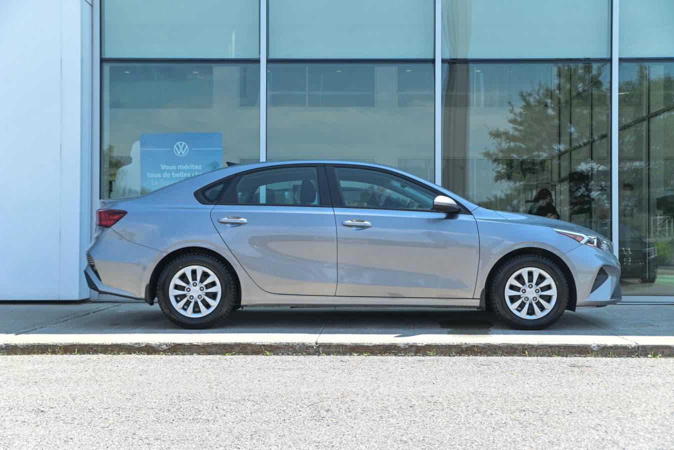 Kia Forte 2023 — photo 4