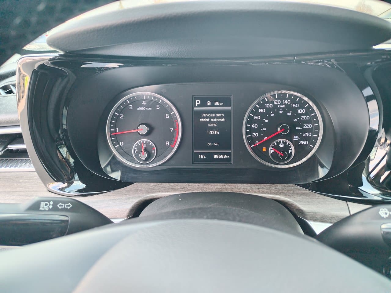 Kia K5 2023 — photo 10