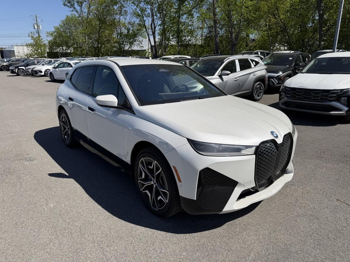 BMW iX 2024 — photo 10
