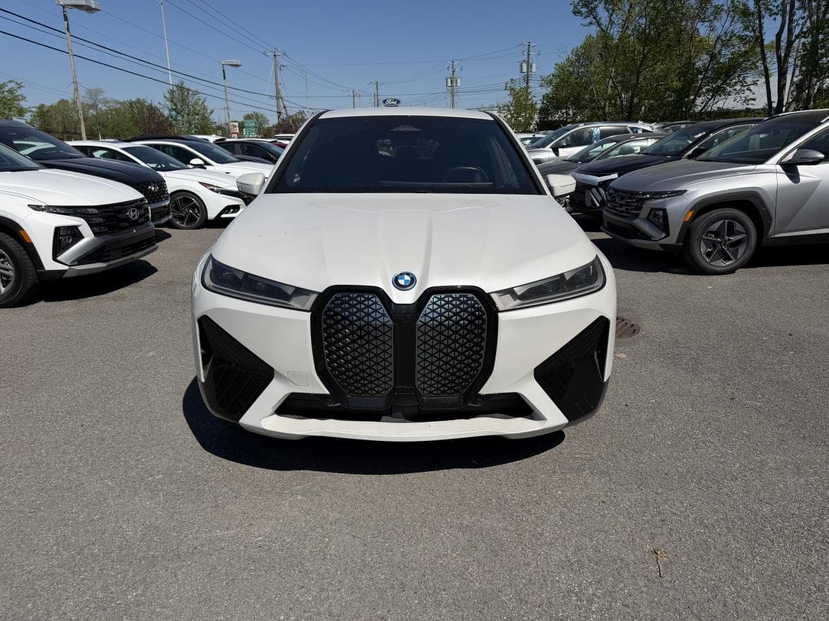 BMW iX 2024 — photo 11