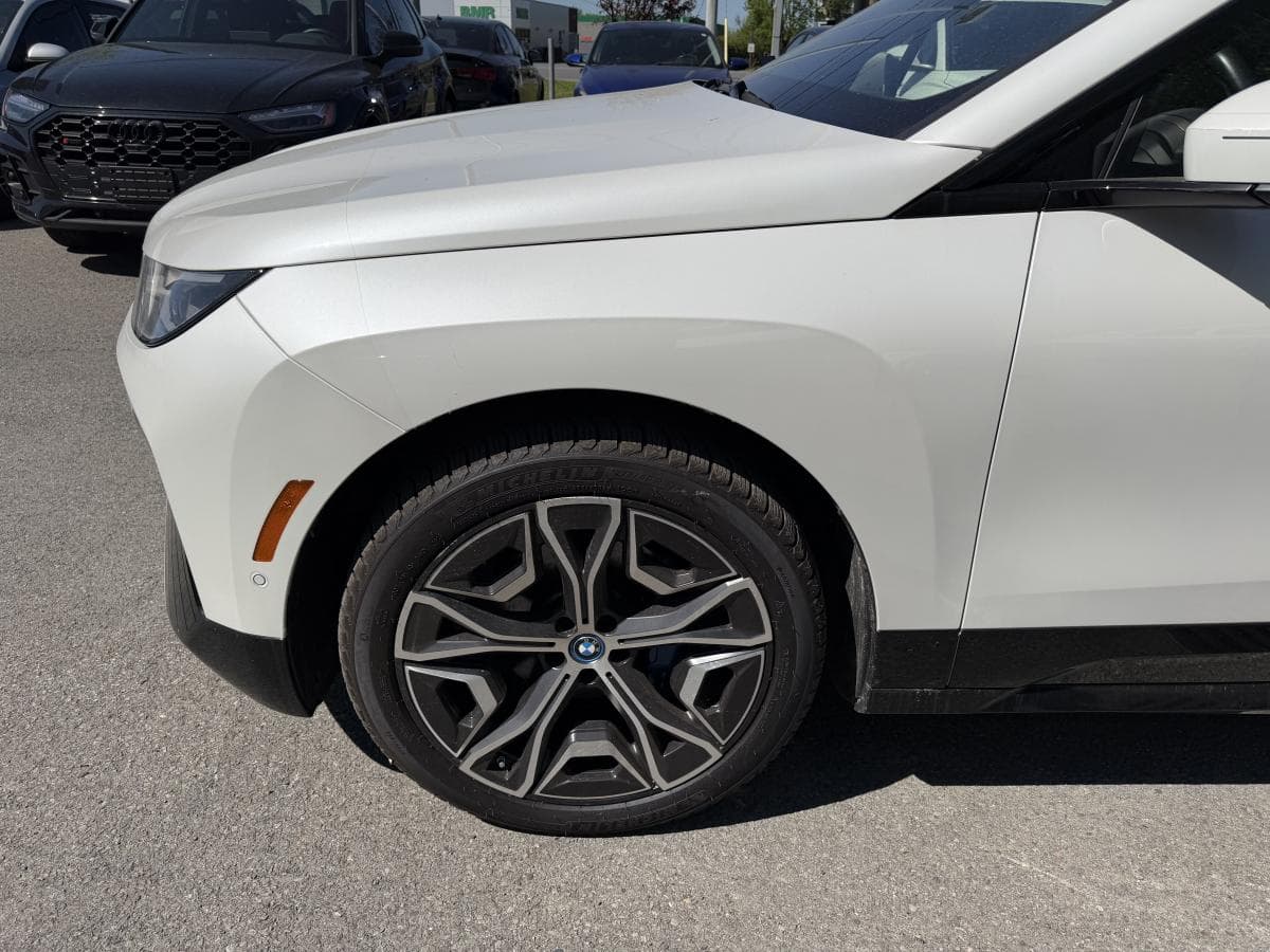BMW iX 2024 — photo 2