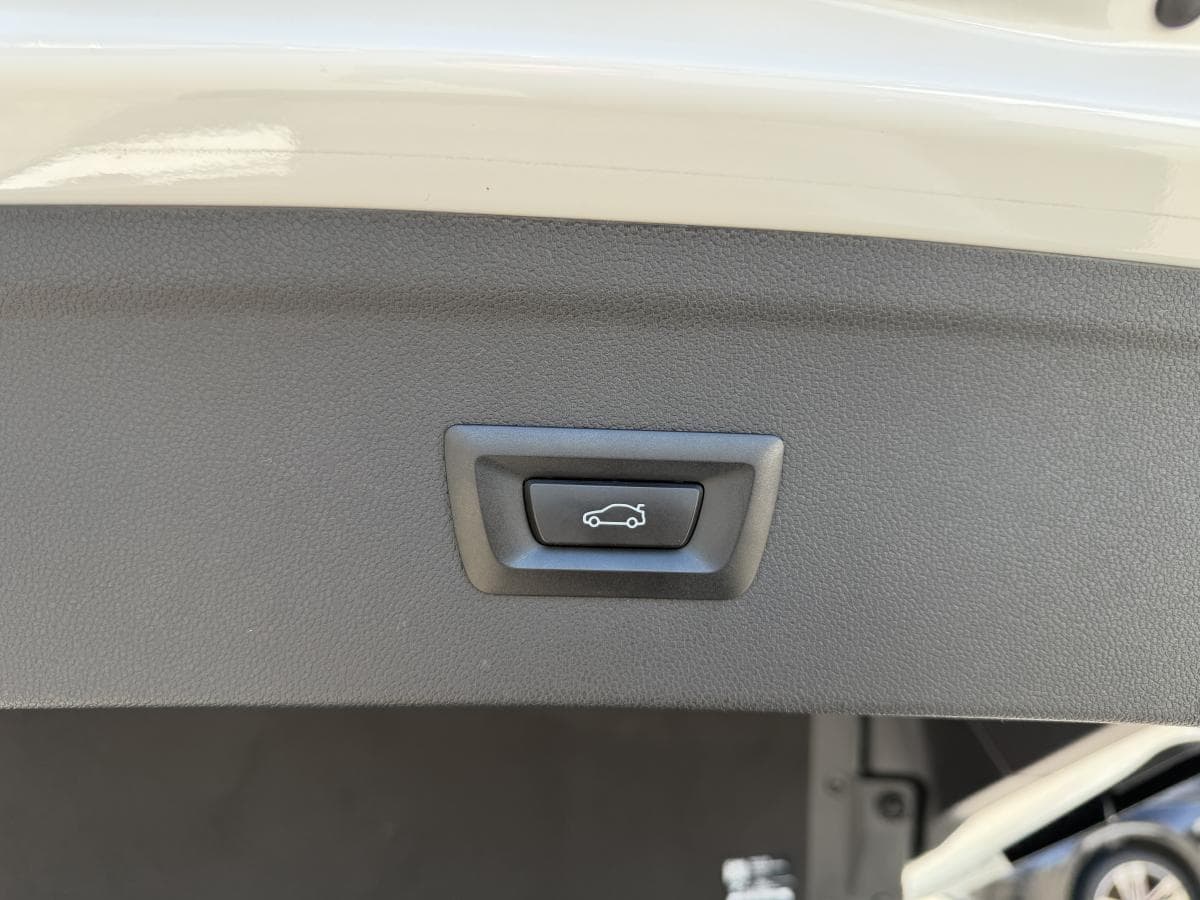 BMW iX 2024 — photo 7