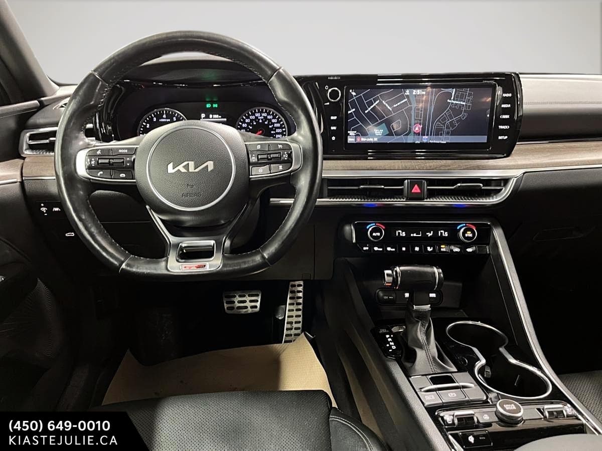 Kia K5 2022 — photo 11