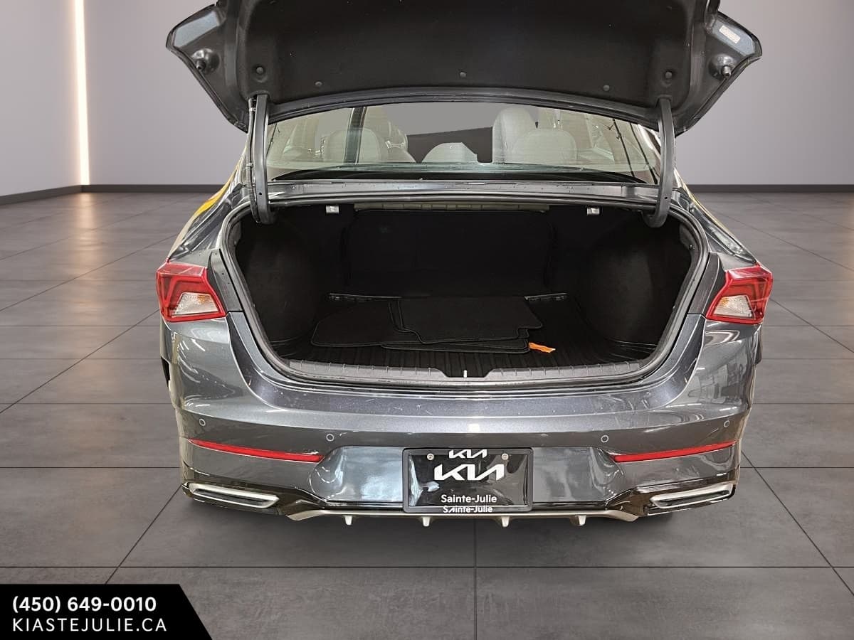 Kia K5 2022 — photo 19