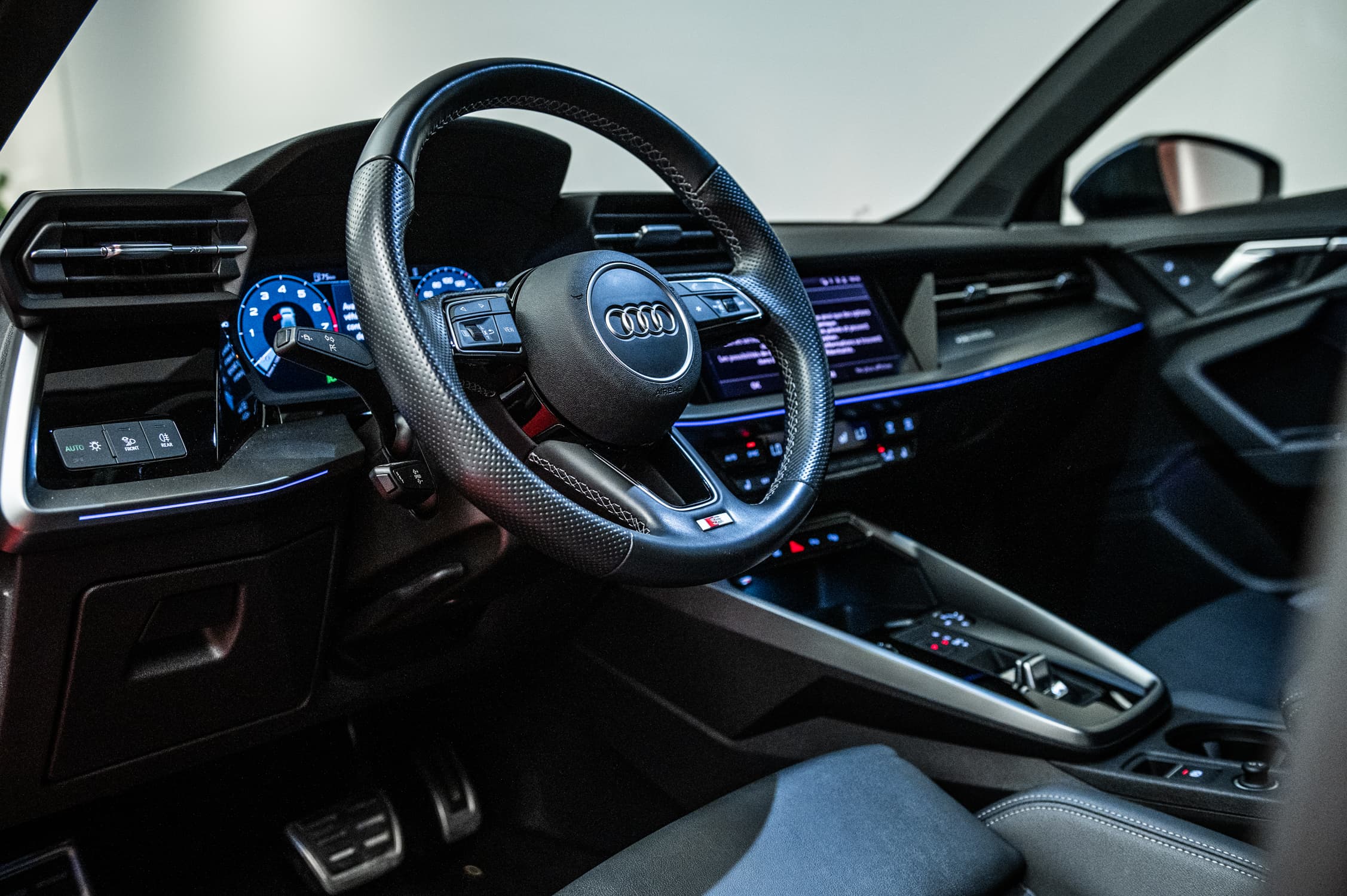 Audi A3 2022 — photo 15