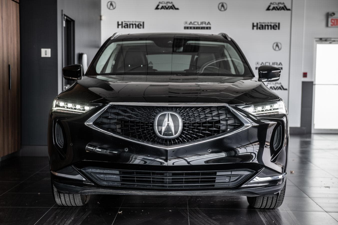Acura MDX 2023 — photo 2