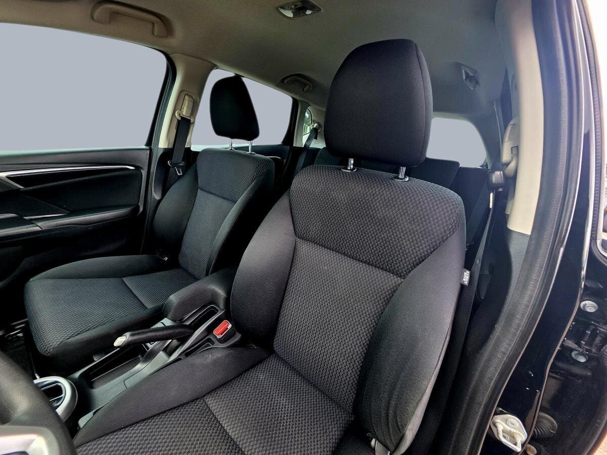 Honda Fit 2018 — photo 13