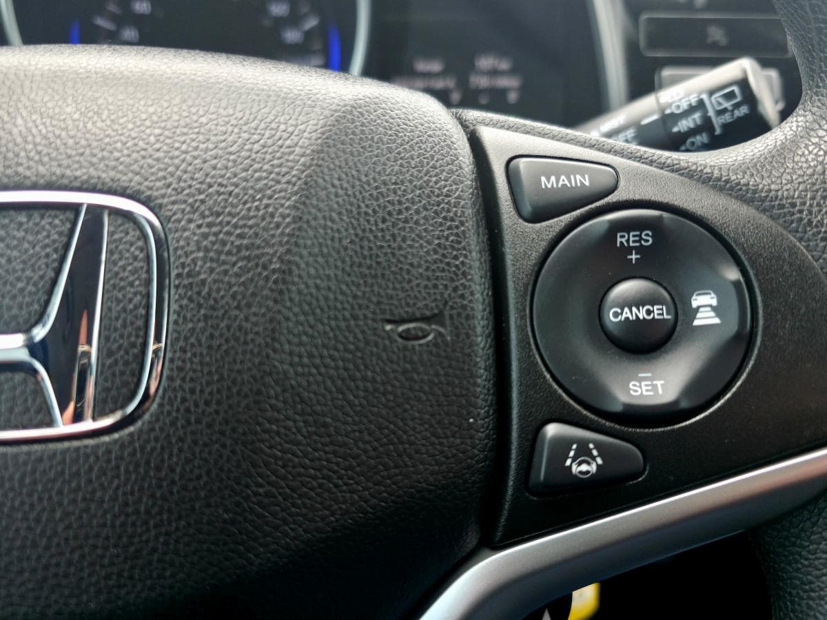 Honda Fit 2018 — photo 17