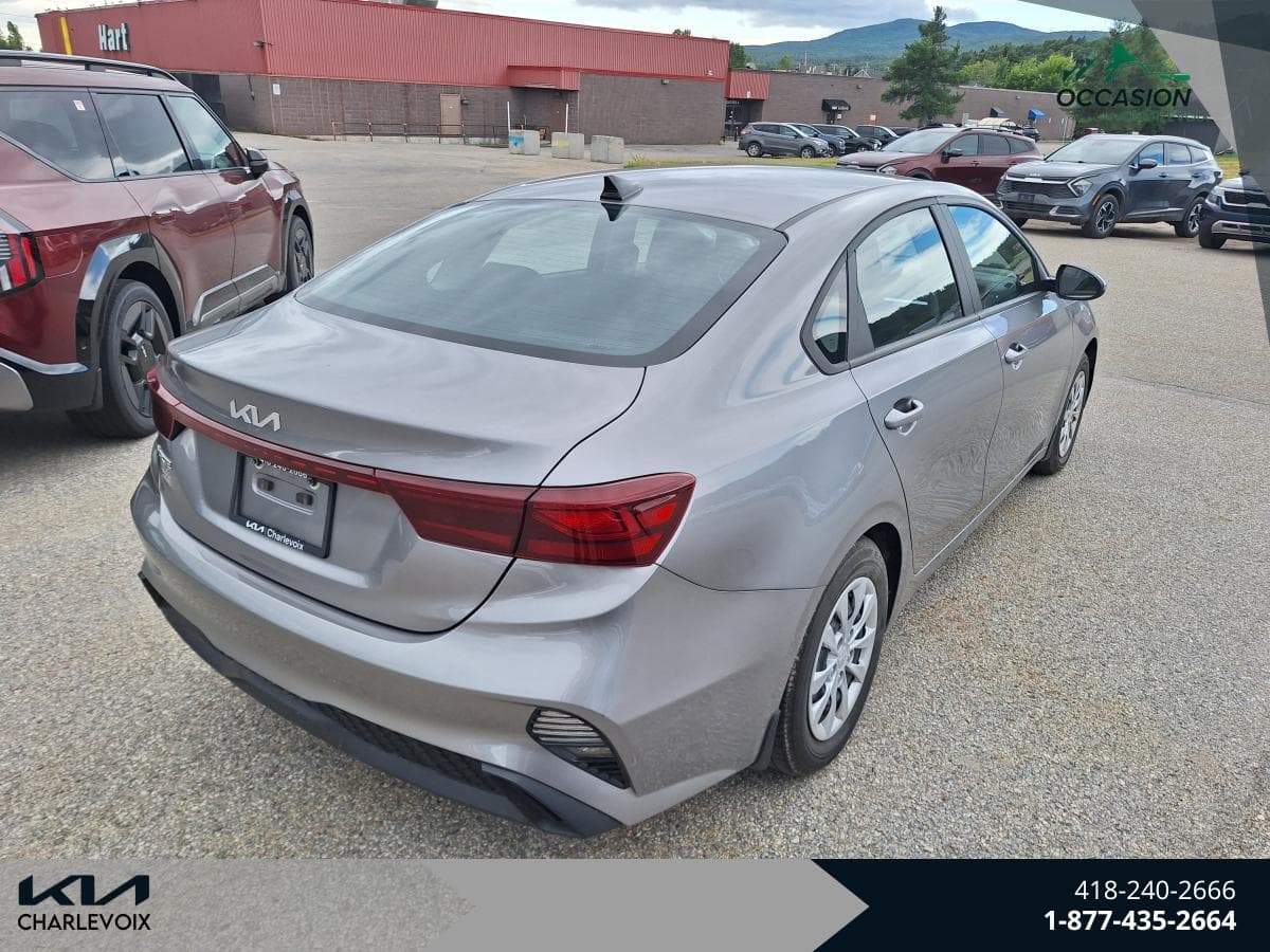 Kia Forte 2023 — photo 4