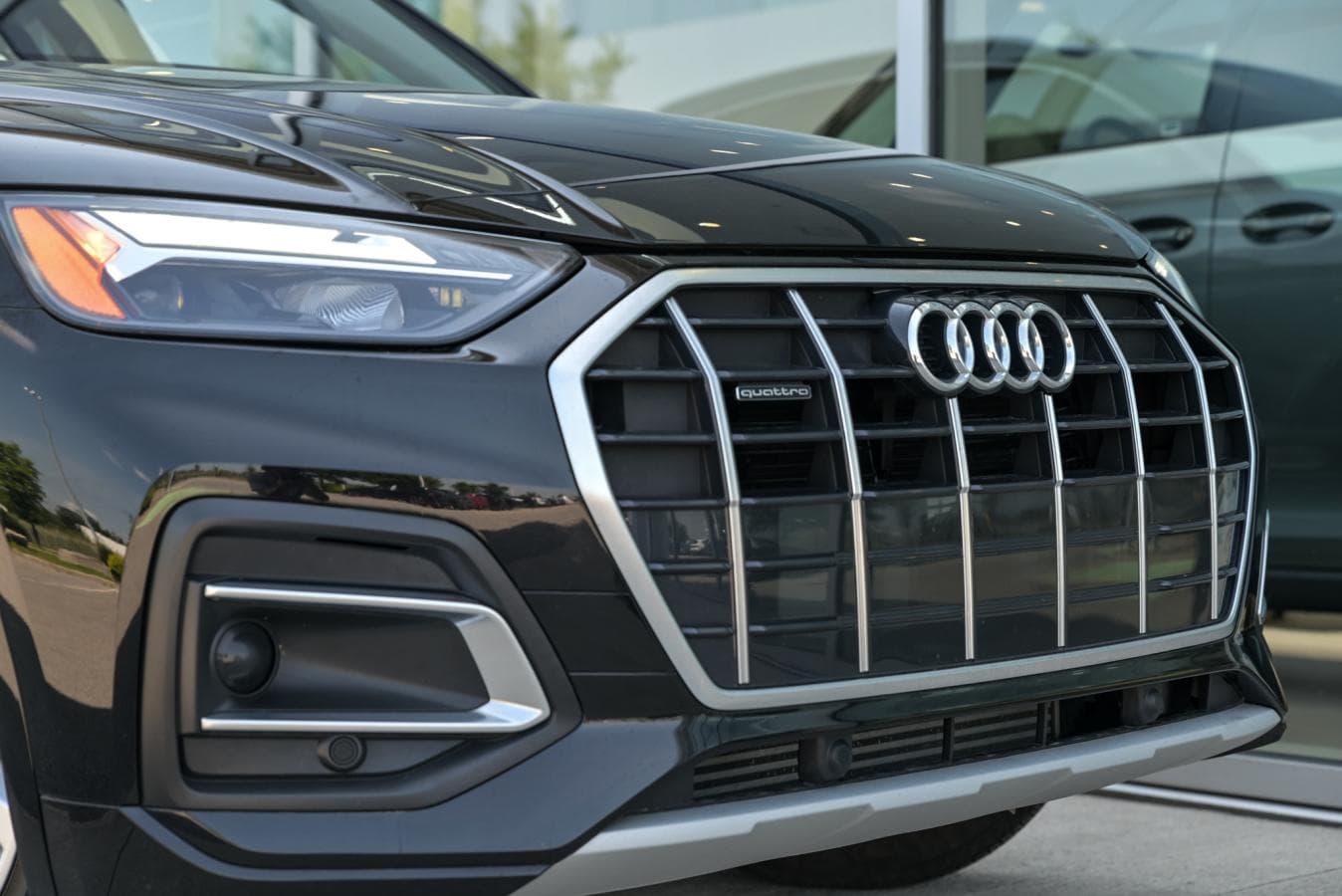 Audi Q5 2023 — photo 2