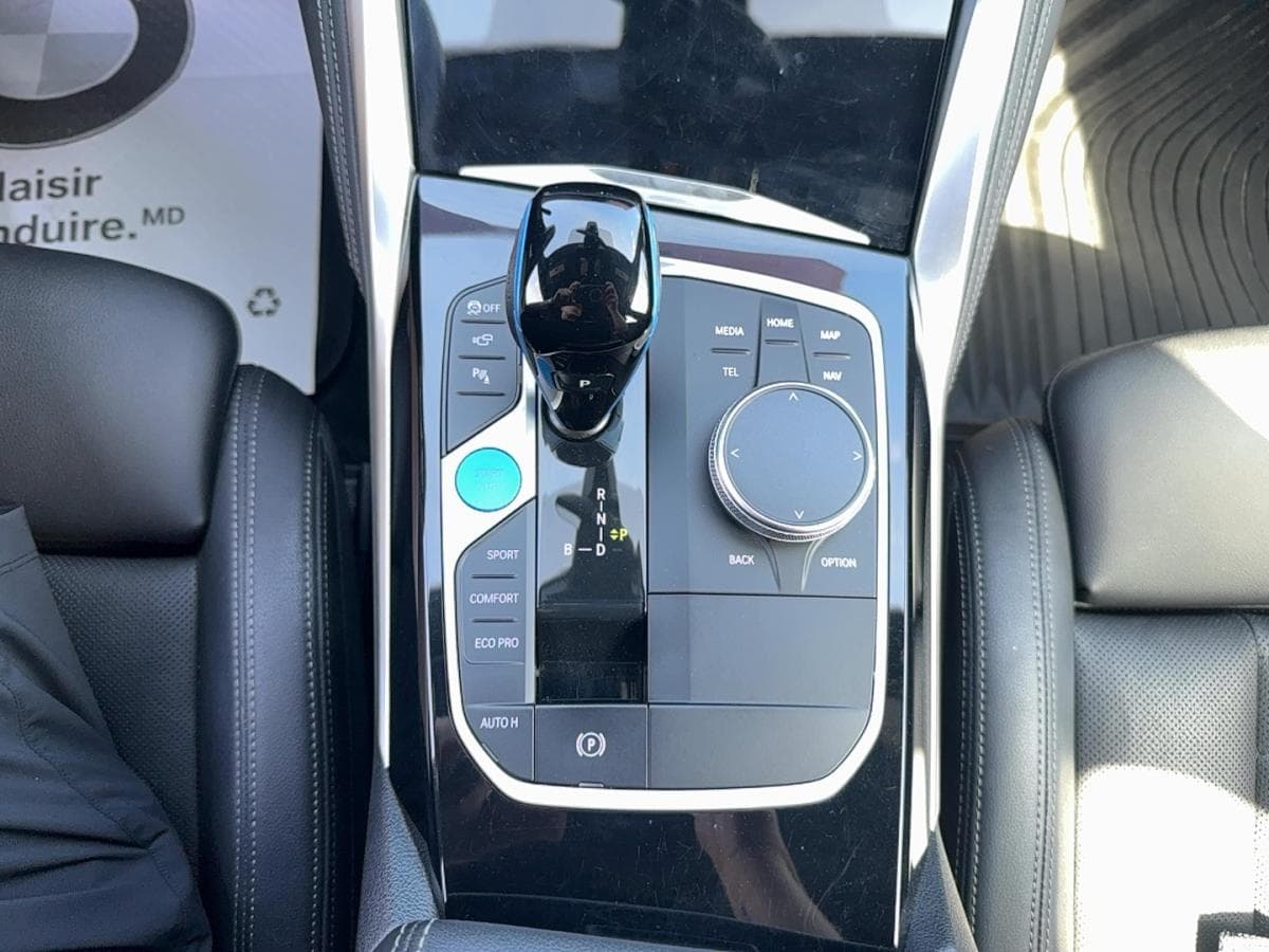 BMW i4 2023 — photo 13