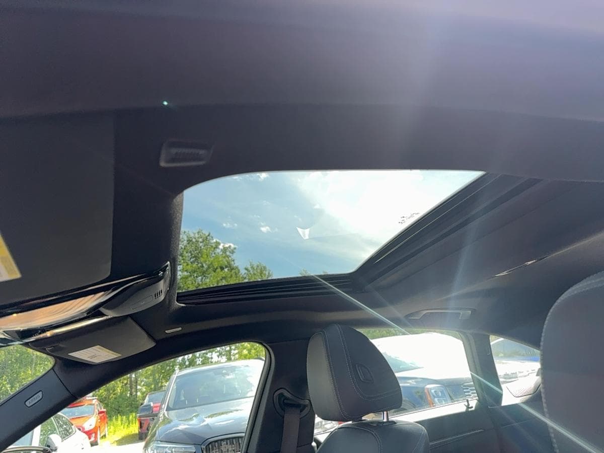 BMW i4 2023 — photo 14