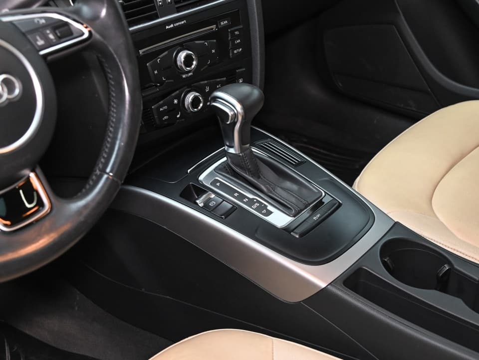 Audi A4 2014 — photo 14