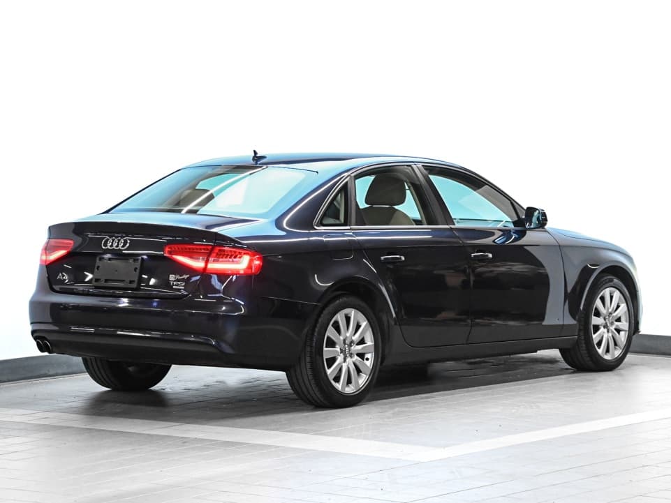 Audi A4 2014 — photo 7