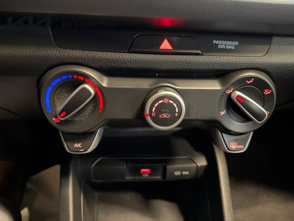 Kia Rio 2023 — photo 14