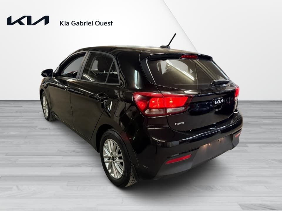 Kia Rio 2023 — photo 21