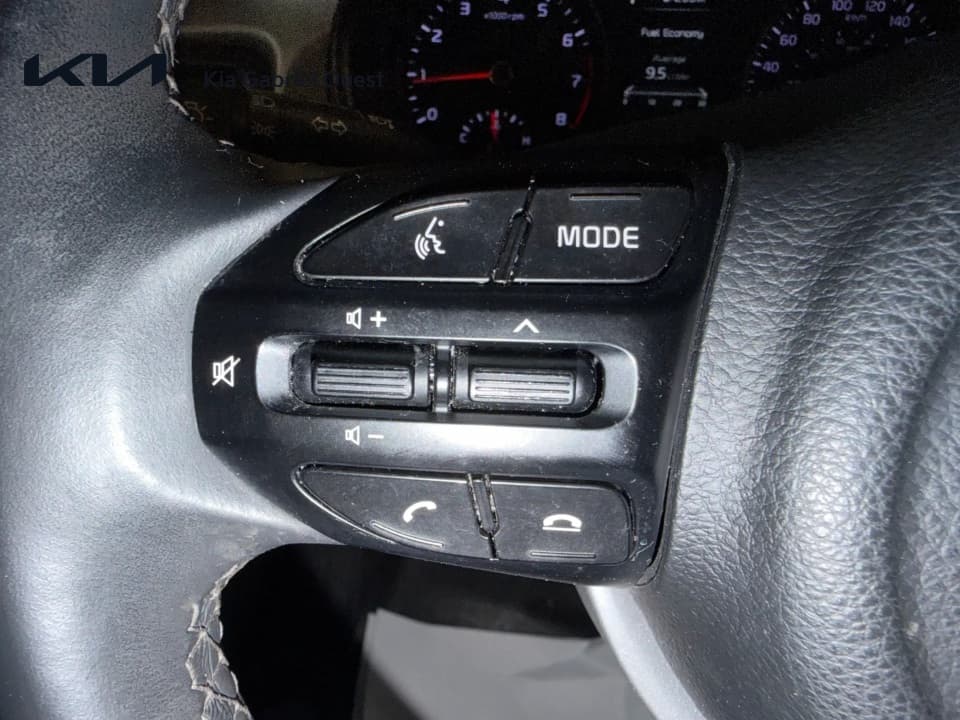 Kia Rio 2023 — photo 9