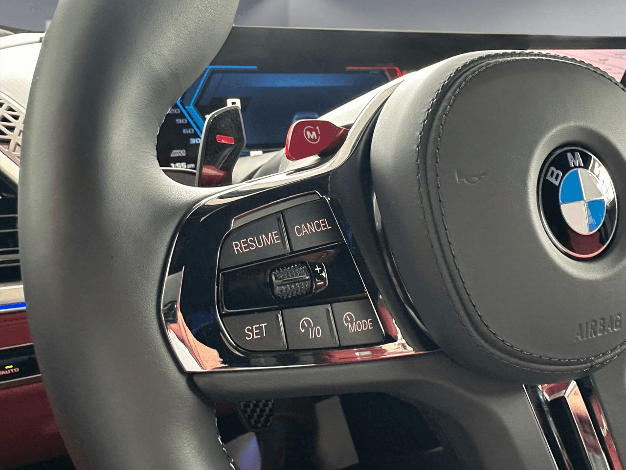 BMW XM 2024 — photo 12