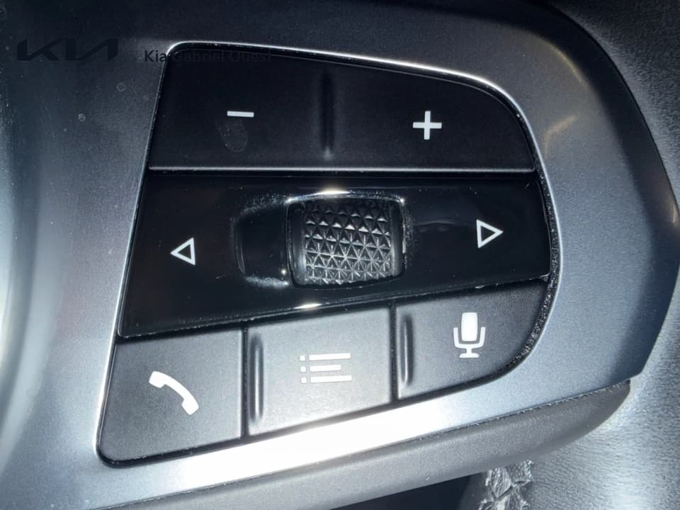 BMW X5 2023 — photo 15