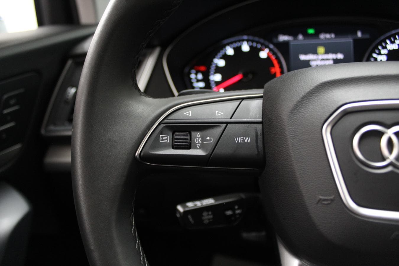 Audi Q5 2025 — photo 14