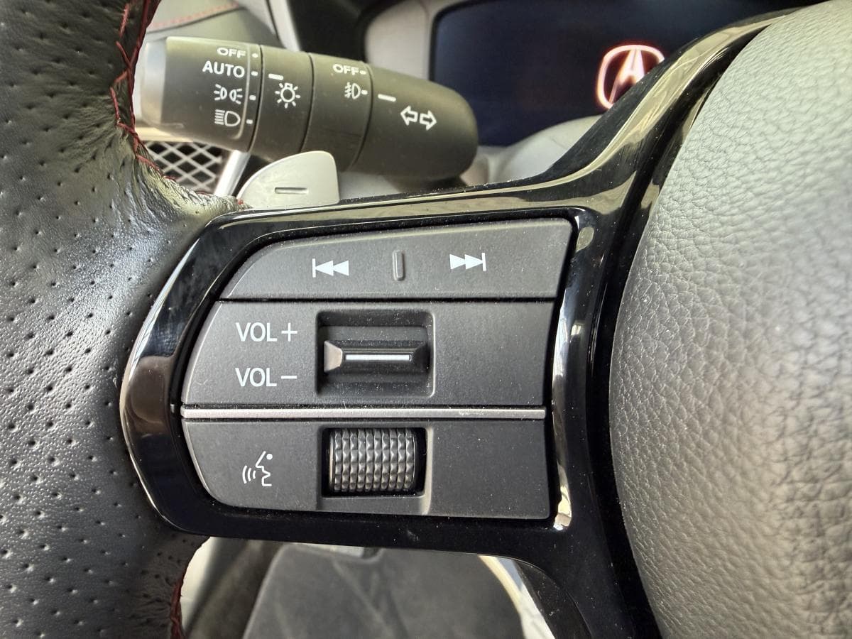 Acura ADX 2025 — photo 14