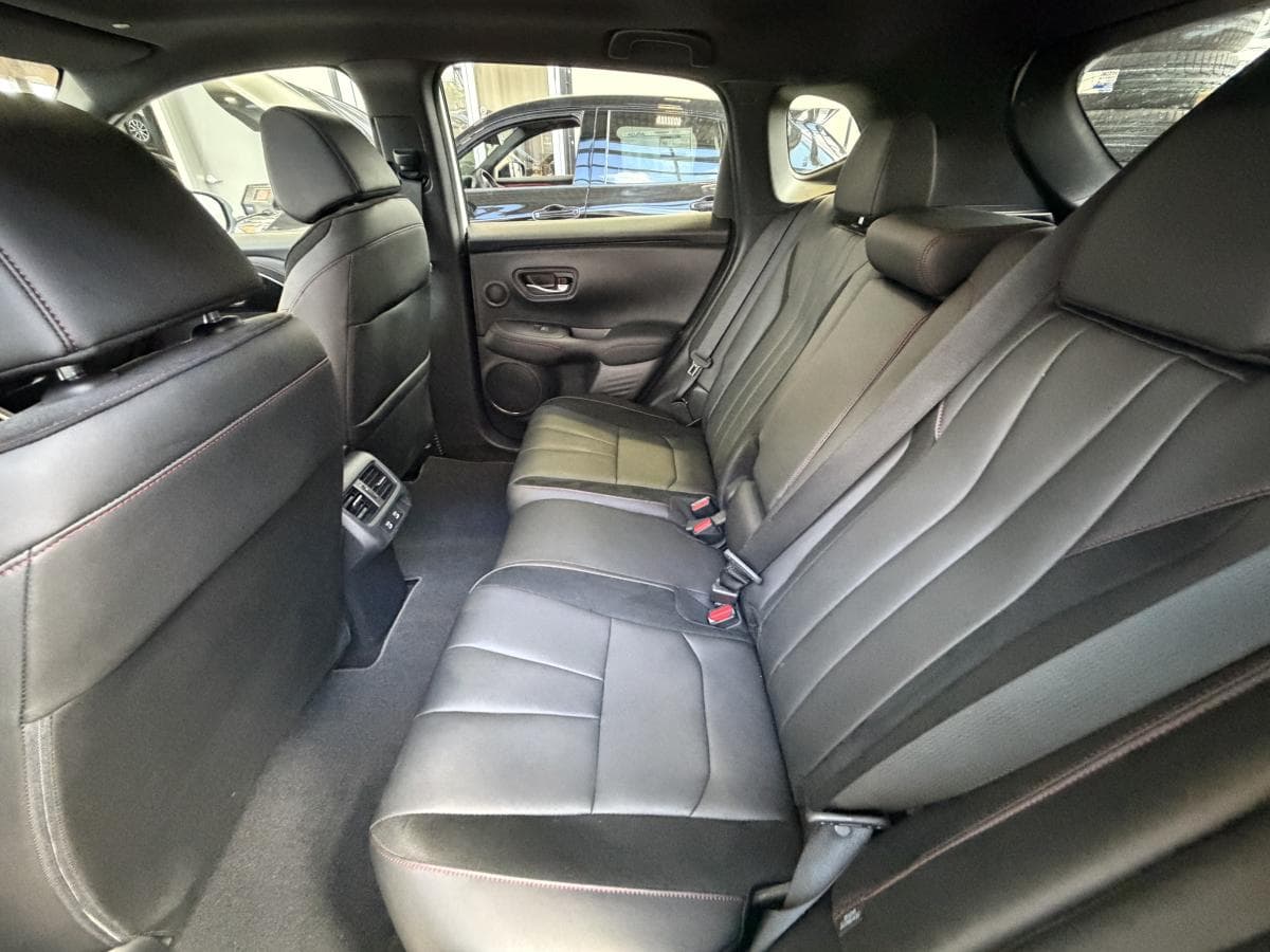 Acura ADX 2025 — photo 8
