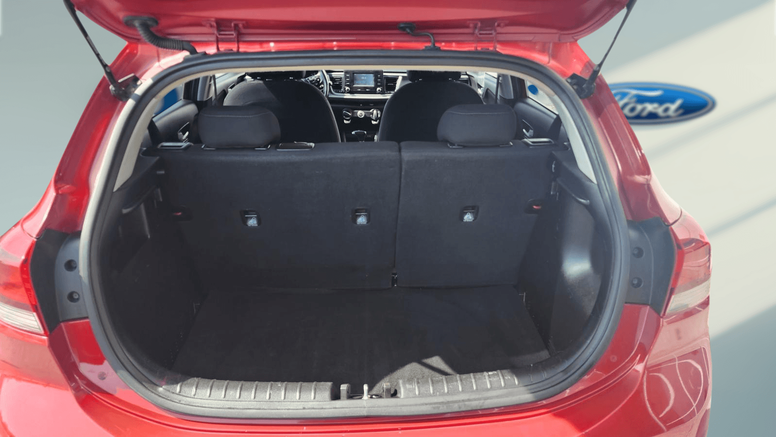 Kia Rio5 2018 — photo 12