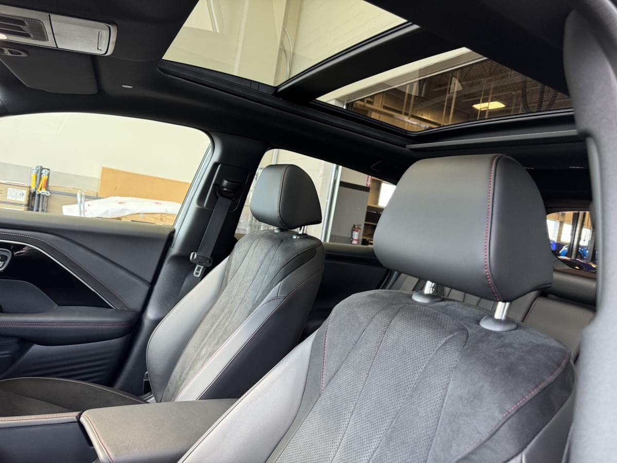 Acura ADX 2025 — photo 10
