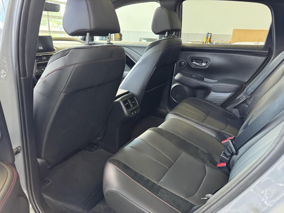 Acura ADX 2025 — photo 11