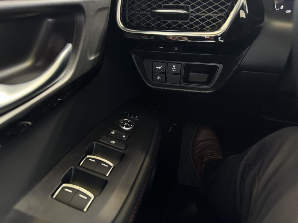 Acura ADX 2025 — photo 17