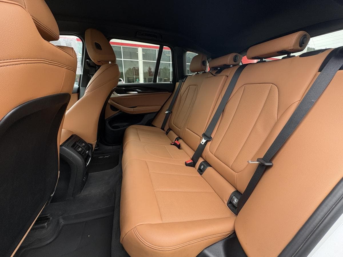 BMW X3 2022 — photo 16