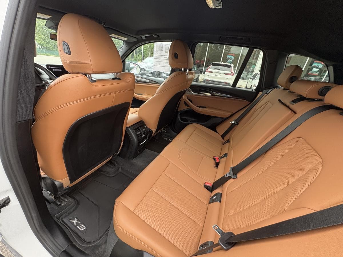 BMW X3 2022 — photo 17