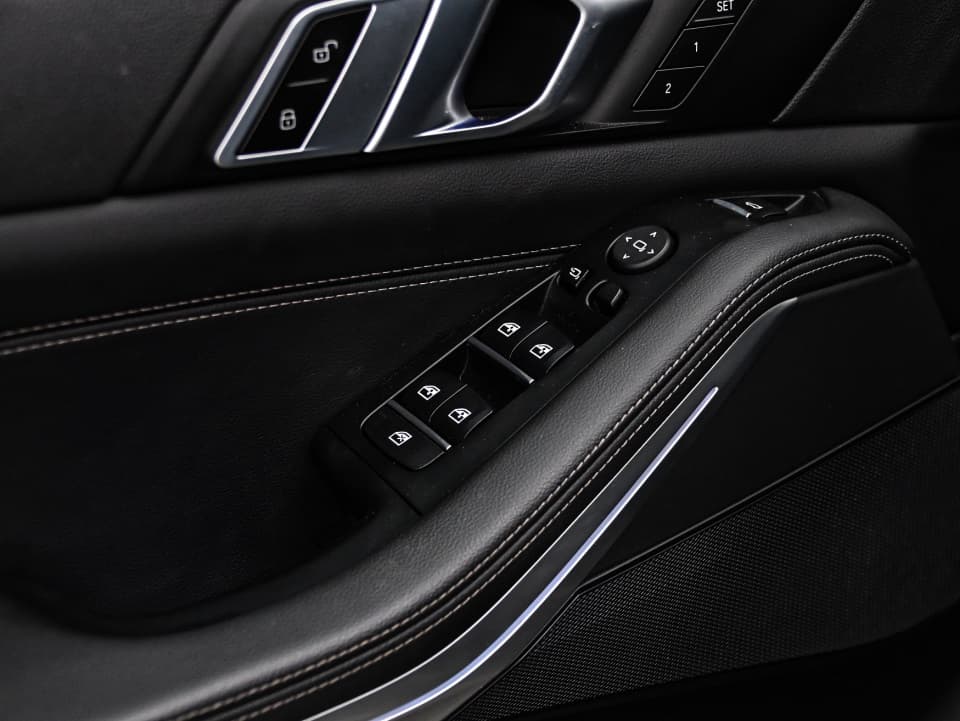 BMW X5 2022 — photo 15