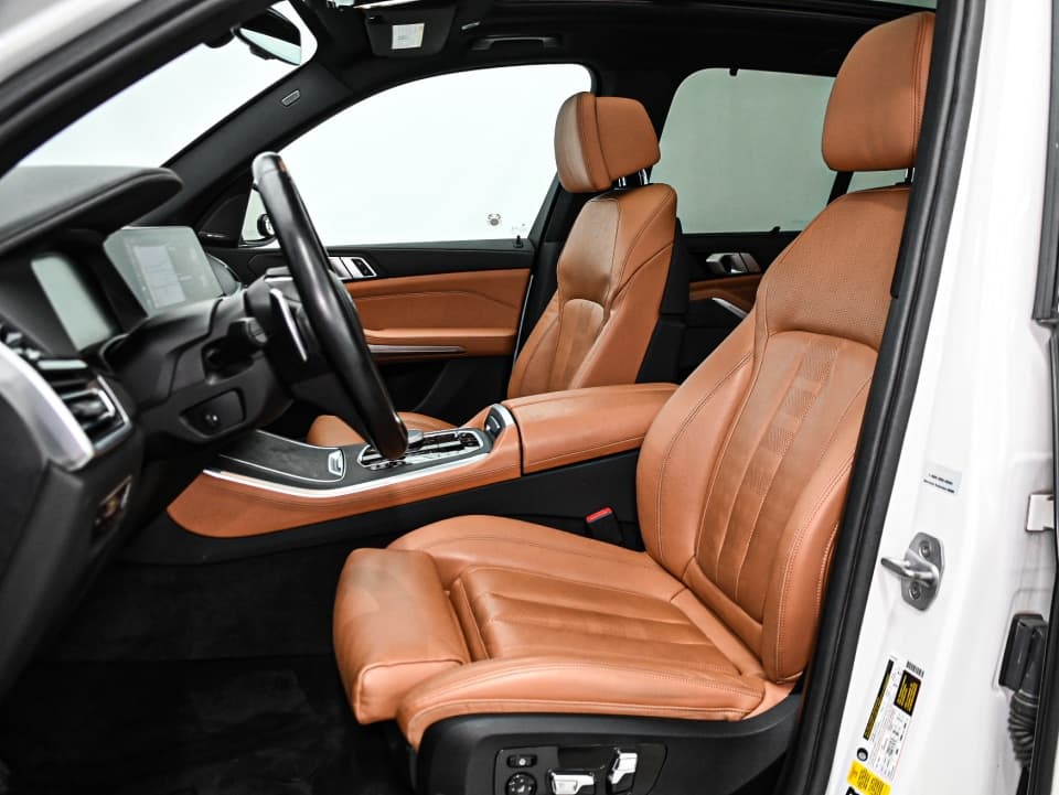 BMW X5 2019 — photo 11