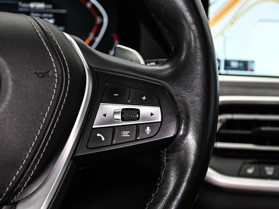 BMW X5 2019 — photo 19