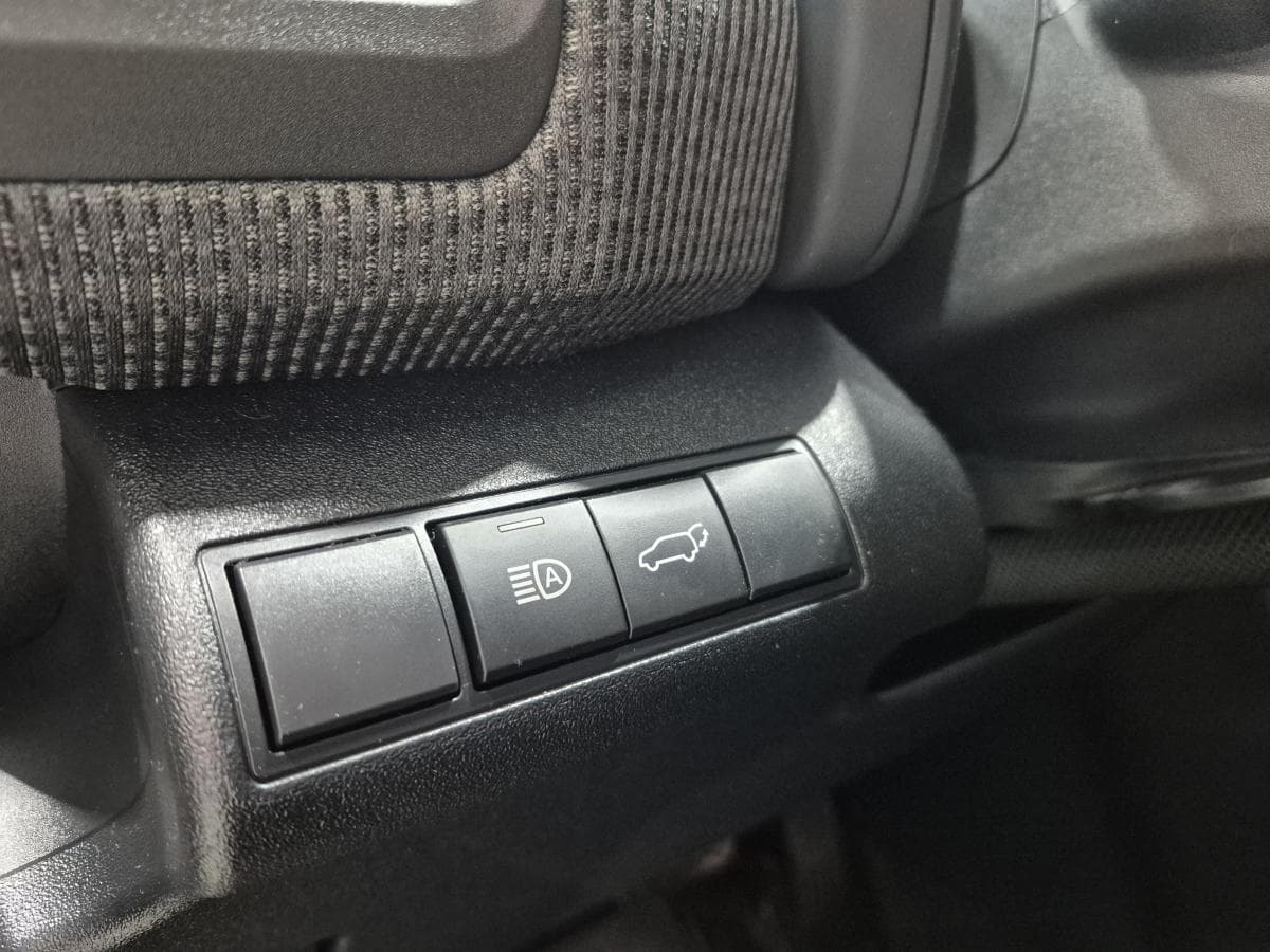 Toyota bZ 2025 — photo 10