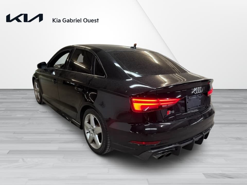 Audi S3 2018 — photo 21